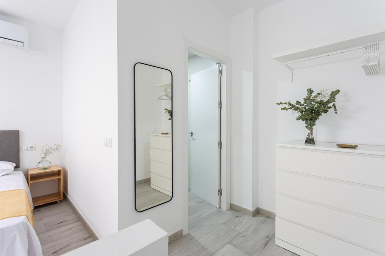 Apartamentos La Pelusa Màlaga Exteriér fotografie